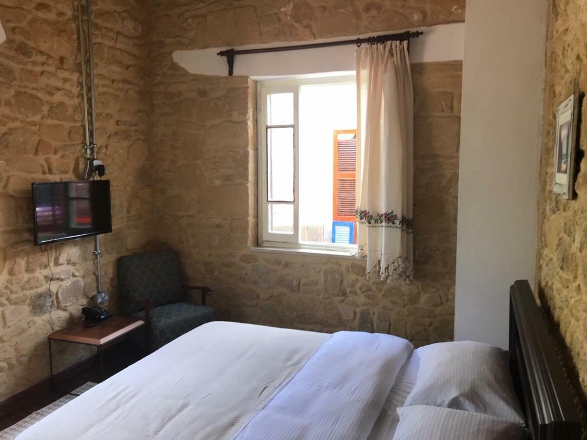 Palm Garden Guest House Nicosia Esterno foto