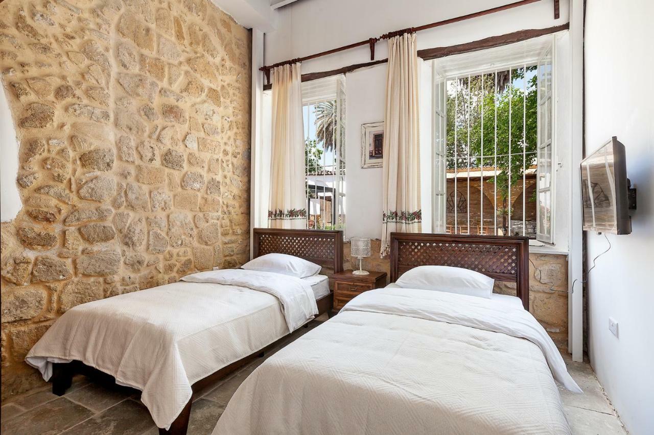 Palm Garden Guest House Nicosia Esterno foto