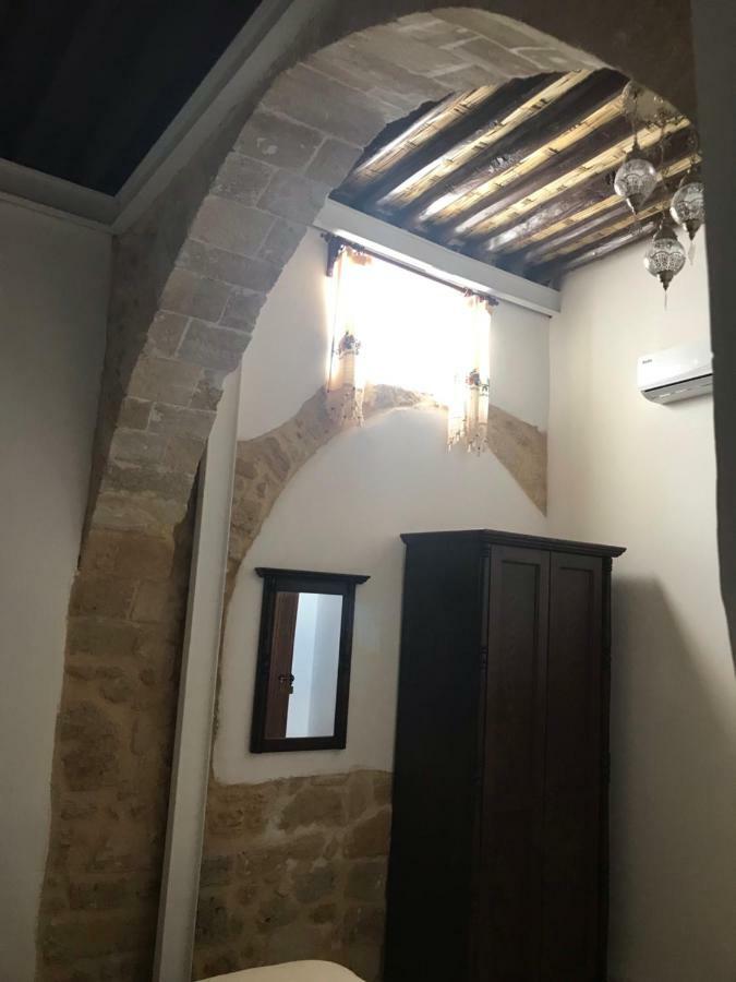 Palm Garden Guest House Nicosia Esterno foto