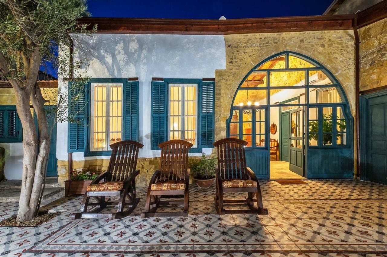 Palm Garden Guest House Nicosia Esterno foto